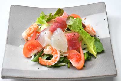 和風魚介サラダ