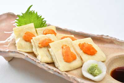 湯葉刺身 国産生うに添え